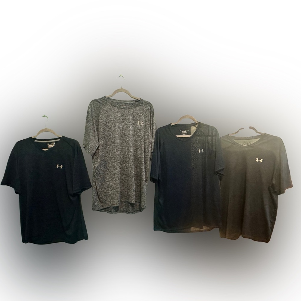 Under Armour Men's Black and Gray Short Sleeve Shirts